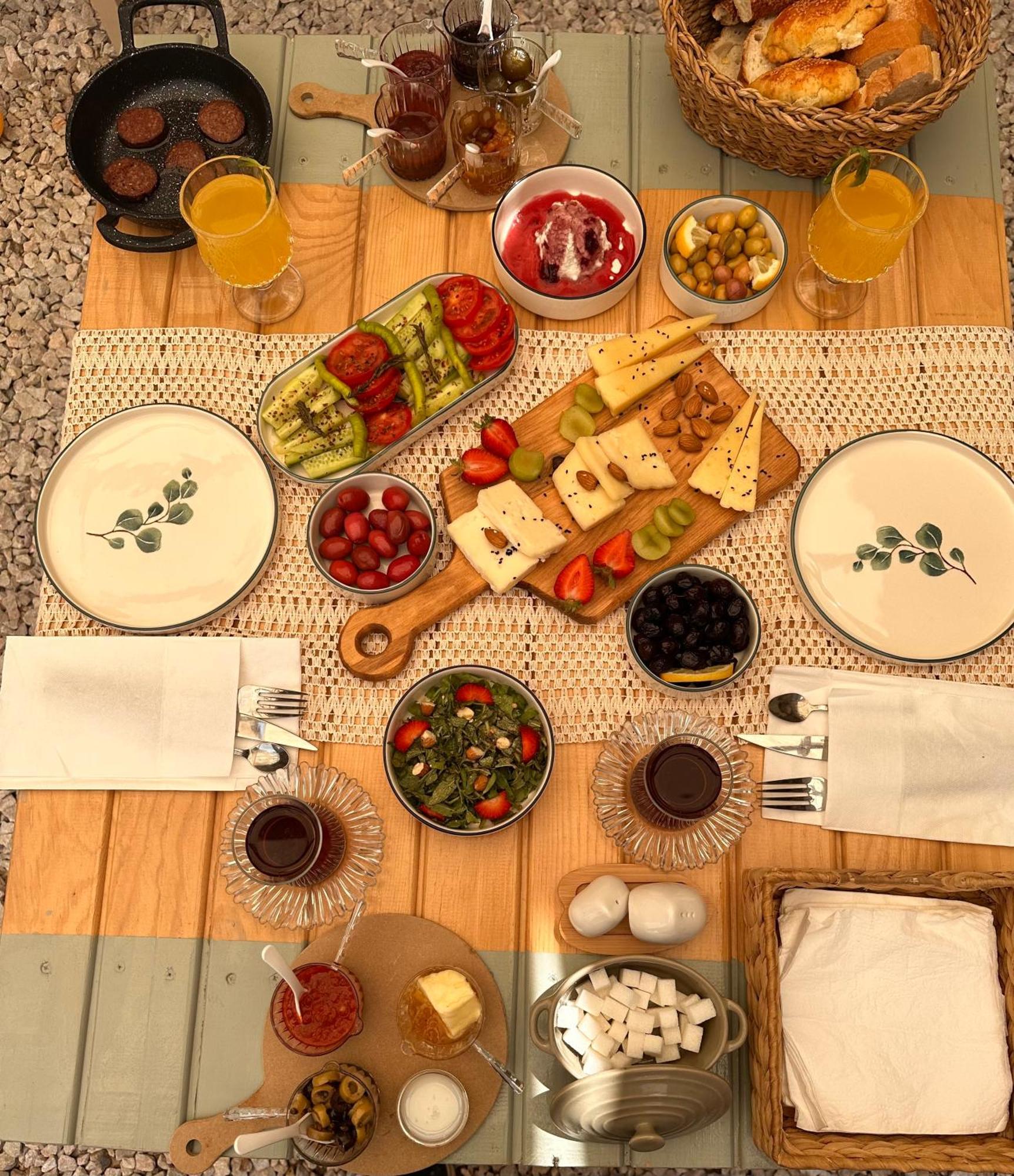 Hanole Guest House Ayvalı Buitenkant foto